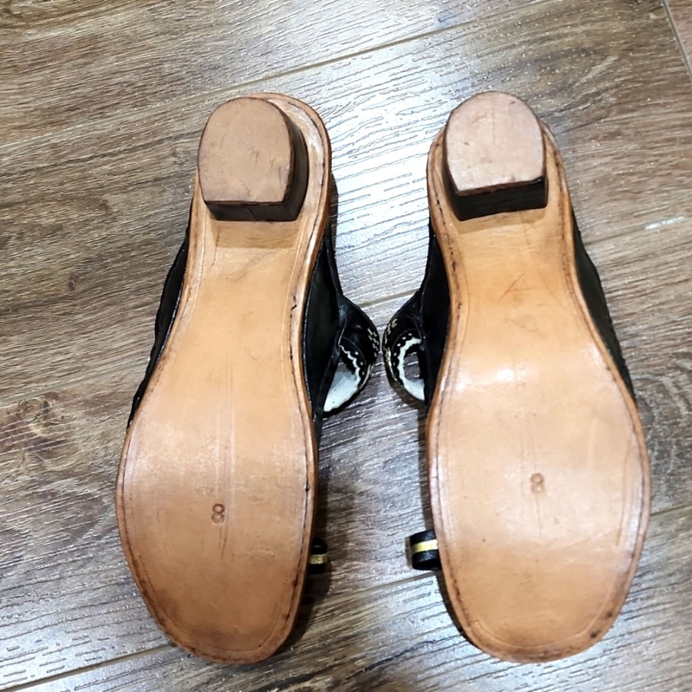 Hand made Leather Sandals - Picture 2 of 4